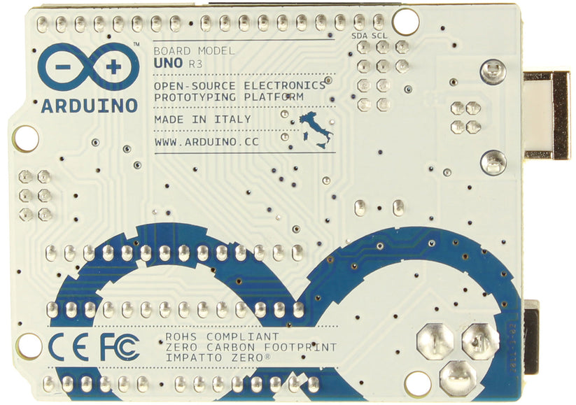 3B1 Arduino UNO R3 with blue cable – Blue PCB Electronics